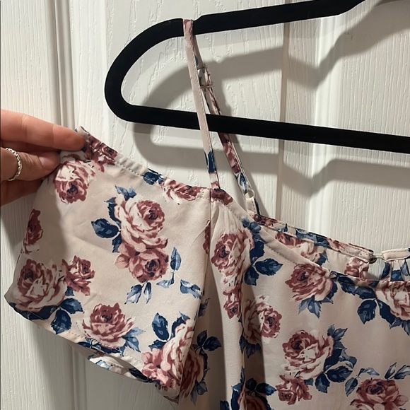 Floral off the shoulder blouse - Picture 2 of 5
